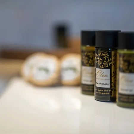 Diogenis House اليكاناس