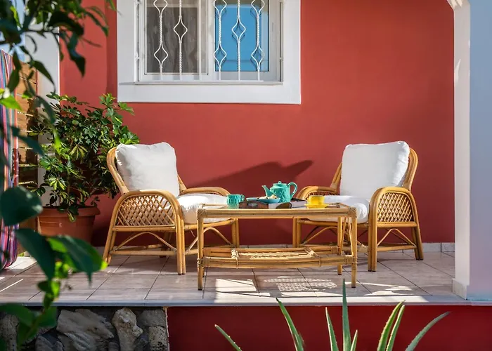 Diogenis House * Αλυκανάς