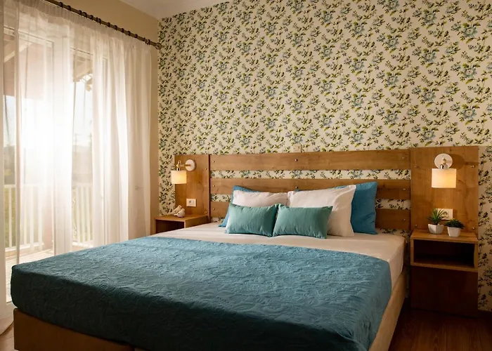 度假居 Diogenis House