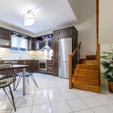 Dom wakacyjny Diogenis House *