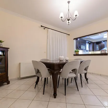 Diogenis House Dom wakacyjny